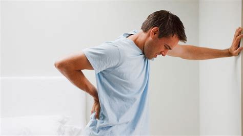 Difunden Hábitos Sanos Y Terapias Tratar El Dolor De Espalda