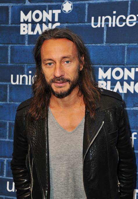 He has released seven studio albums. Bob Sinclar - Bob Sinclar Photos - Montblanc And UNICEF ...