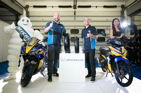 One of it is tyre technology, as these michelin pilot street 2 can attest to. Michelin Pilot Street 2 - MotoGP DNA for Street ...
