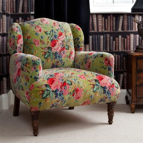 Your living room may not be complete without a wingback arm chair — find older editions for sale from the 18th century and newer versions made as recently. Floral Armchair for sale in UK | 80 used Floral Armchairs