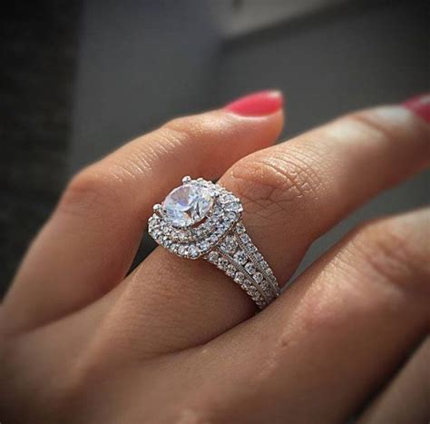 How To Choose A Perfect Ring Setting