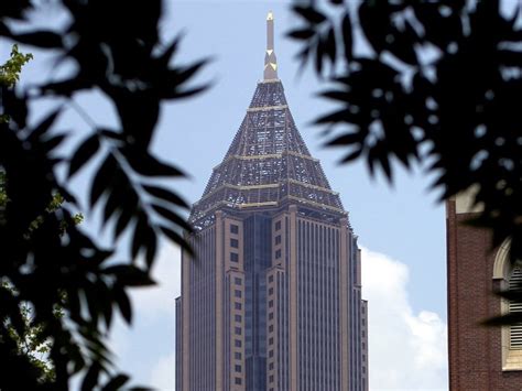 Atlantas Tallest Tower Seeks To Fill Its Void