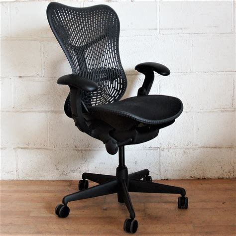 Great savings & free delivery / collection on many items. HERMAN MILLER Mirra Task Chair 2145 | Allard Office Furniture