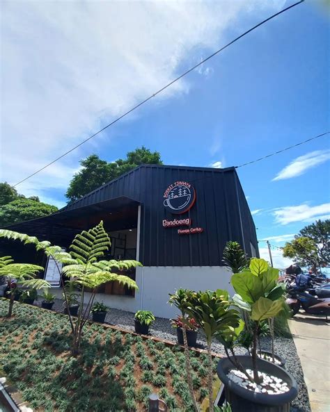 Boekit Tjahaya Cafe Bandung Lokasi Dan Harga Menu Terbaru - Wisata Milenial