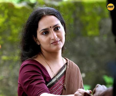 Actress sangeetha is a very popular actor, predominantly working in tamil, telugu, and malayalam films., she is also hosted the show enga veetu maapillai featuring actor arya, last year. Sangeetha krish