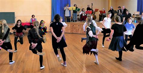 Jahre Tanzen An Unserer Schule Freie Waldorfschule Auf Der Alb