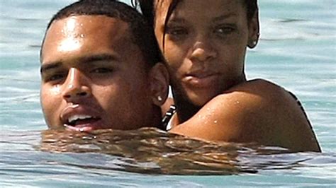 Chris Brown And Rihanna Hook Up In Nyc Bathroom — Riris On Cloud 9 Hollywood Life