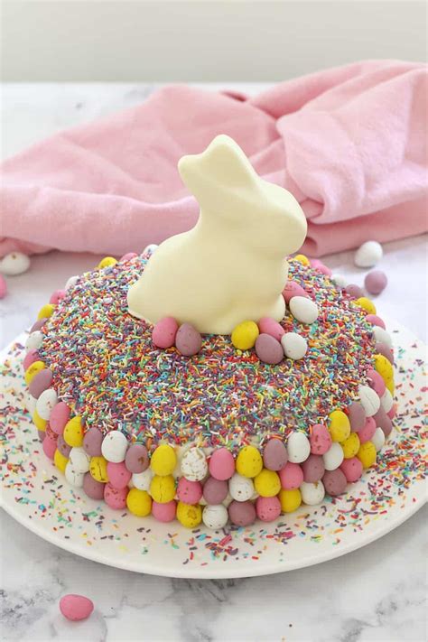Our mailers are now online! Easy White Chocolate Easter Cake (15 Minutes!) - Bake Play ...