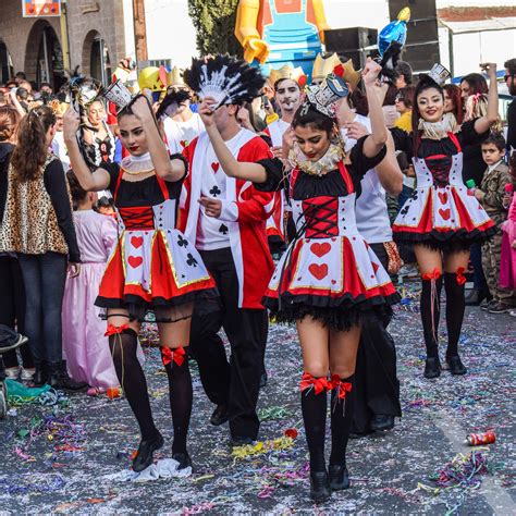 Images Gratuites Carnaval Vêtements Parade Festival Filles