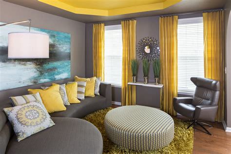How To Decorate Yellow Living Room