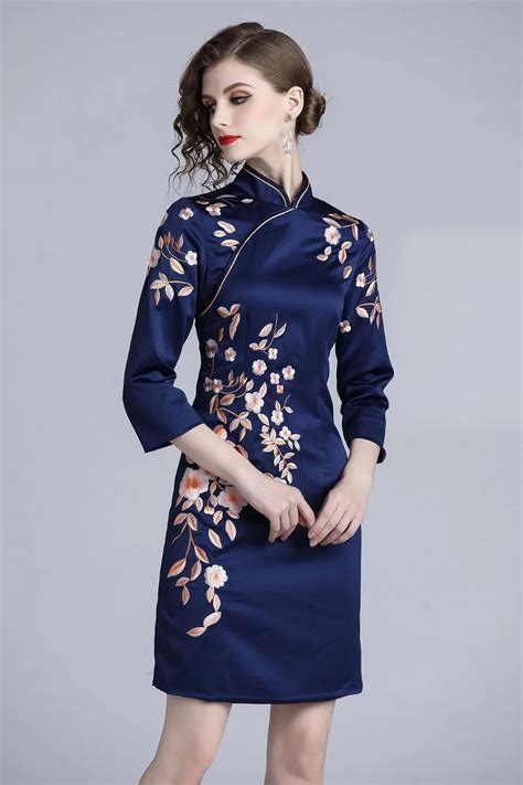 2018 Chinese Style Modern Qipao Embroidery Lady Party Dress In Cheongsams From Novelty And Special