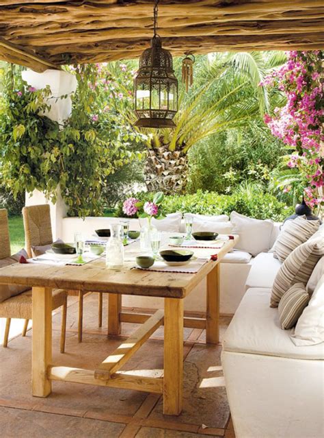 25 Awesome Mediterranean Outdoor Areas 25 Awesome Mediterranean