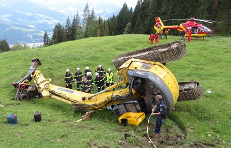 Unfälle und vollsperrungen können nicht immer verhindert, oft aber umfahren werden. Baggerfahrer bei Unfall getötet - tirol.ORF.at
