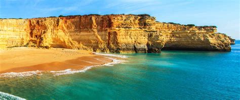 Strand in portugal is ideaal voor zonneliefhebbers. Sommerurlaub 2020 trotz Corona - jetzt buchen bei weg.de