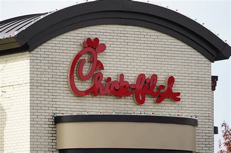Conservatives Call For Boycott Of Chick Fil A For Being ‘woke
