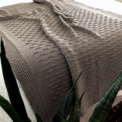 Pattern attributes and techniques include: Throw Knitting Pattern for Worsted Weight Yarn - Stay on ...