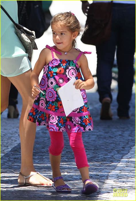 İki kızları olan çift, evliliği çok uzun yıllar sürdüremeden boşandı. Adriana Lima out for Lunch with her daughters in Miami 8/13