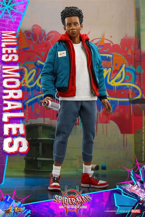Hot Toys Mms567 Spider Man Into The Spider Verse Miles Morales