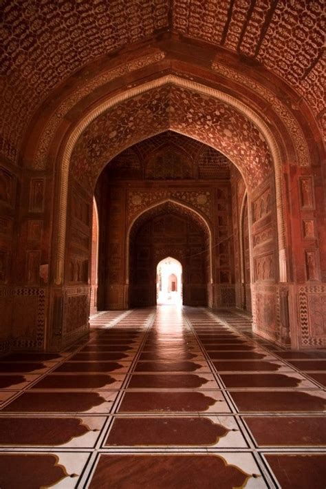 The taj mahal is the pinnacle of mughal architecture, constructed with impeccable symmetry according to the the taj gets regular facials. 5 Best Spots to Get Incredible Photos of the Taj Mahal