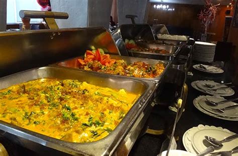 Free buffet breakfast, free wifi, and free parking. 20% Off Pearl Manila Hotel`s Seven Seas Cafe Lunch Buffet ...