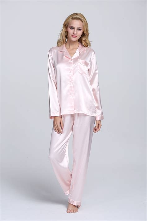 Womens Classic Satin Pajama Set Light Weight And Soft Satin Fabric With Silk Feeling Which