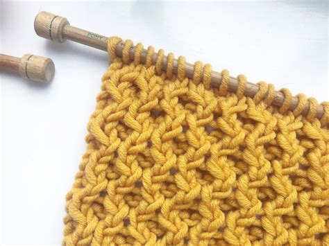 Medium (if you know how to knit) time required: Honeycomb Cable Knit Scarf | Cable knit scarf, Cable knit ...