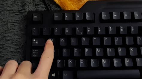 How To Press The Q Key On Any Keyboard Youtube