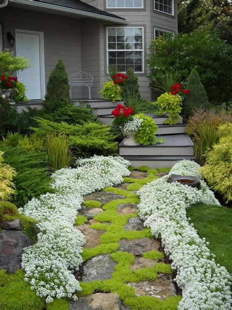 Brilliant 25 Beautiful Front Yard Garden Walkway For Best Inspiration