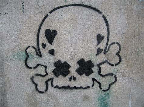 Skull And Crossbones Stencil Graffiti Jaddc Flickr