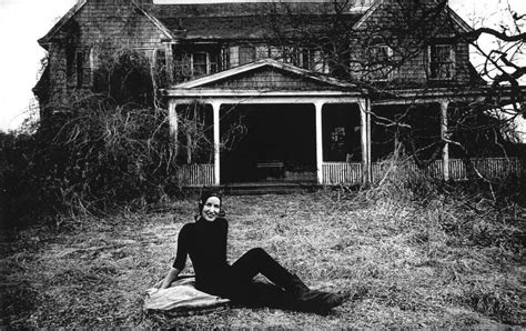 Mother and father also controlled little edie's life, they who wanted her to stay at grey gardens rather than pursue her dream of becoming a professional. Little Edie and Grey Gardens | Grey gardens house, Grey ...