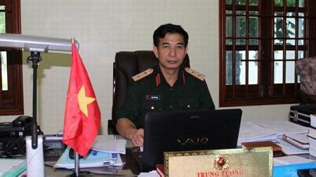Thư thành ủy hà nội) và bộ trưởng, chủ nhiệm ủy ban dân tộc đối với ông đỗ văn chiến (đã được chỉ định làm bí thư đảng đoàn mặt trận tổ quốc việt nam). Thủ tướng bổ nhiệm tân Thứ trưởng Quốc phòng