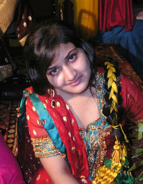 Beautiful Kashmiri Girl Pic Indian Hot Girls Images Share Pics Hub