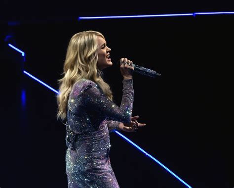 Carrie Underwood Performs At The Giant Center