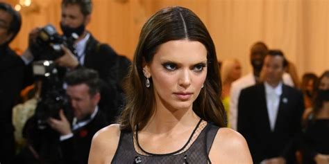 Kendall Jenner Explains Why She Peed In An Ice Bucket Before Met Gala