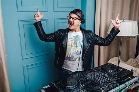 We Asked These 7 Edm Djs To Stop Having Sex With Our Wife