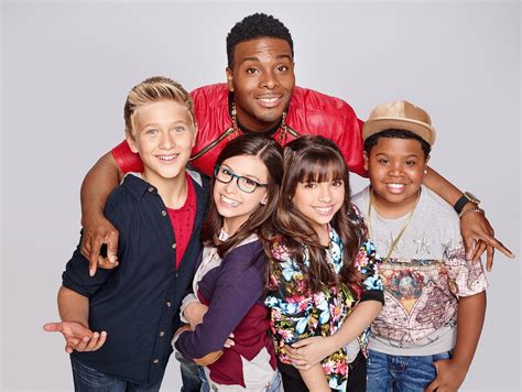 Nickalive Nickelodeon Uk To Premiere Game Shakers On Monday Nd November