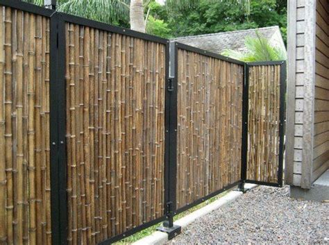1600 x 1200 jpeg 355 кб. Classic garden fence bamboo wood privacy screens garden ...