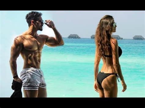 Disha Patani With Shirtless Boyfriend Tiger Shroff Youtube