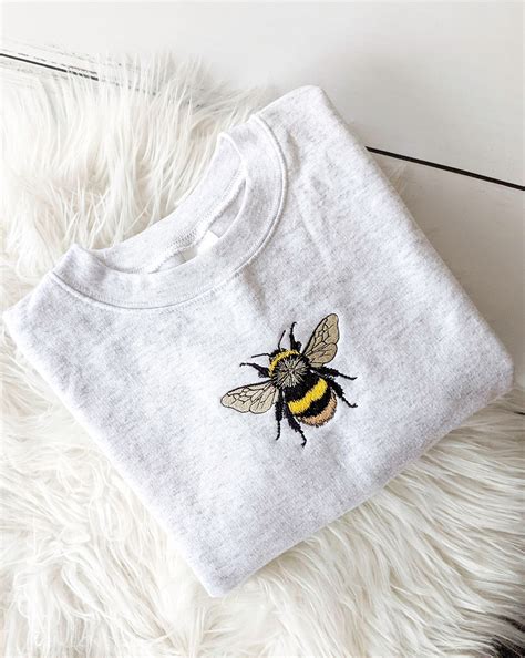 Embroidered Bumble Bee Sweatshirt Embroidered Bee Crewneck Etsy