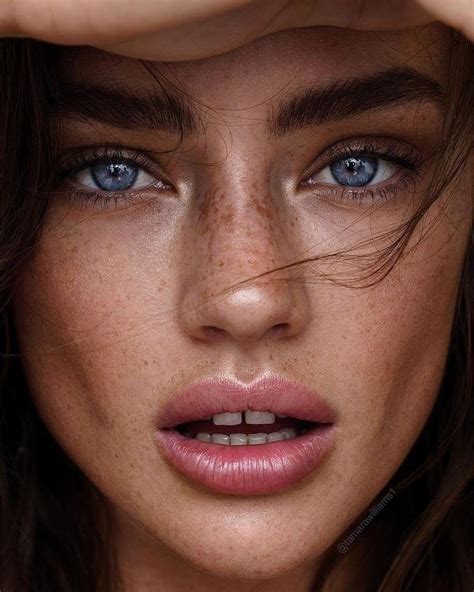 Pin By Omid Nouri On Eyes Face Photography Close Up Faces Beauty Face