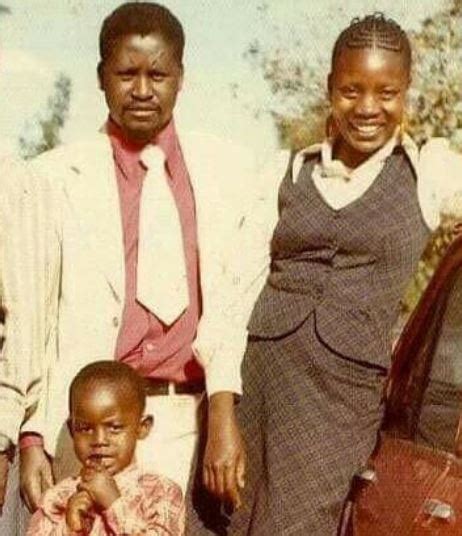 Many kenyans have ignored opposition leader raila odinga's call for a strike over disputed at least 24 people have been killed in violence since the 8 august election, the kenya national commission. Raila Odinga's Photo When He Was Young, Shy and Handsome | Venas News