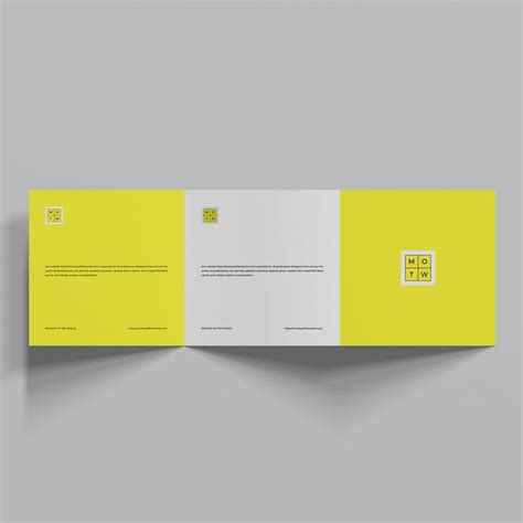 Free Square Tri Fold Brochure Mockup Design Psd