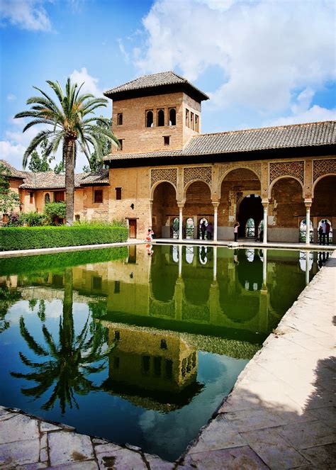Palace One Of The Palace At The Alhambra In Spain Viajar Por España