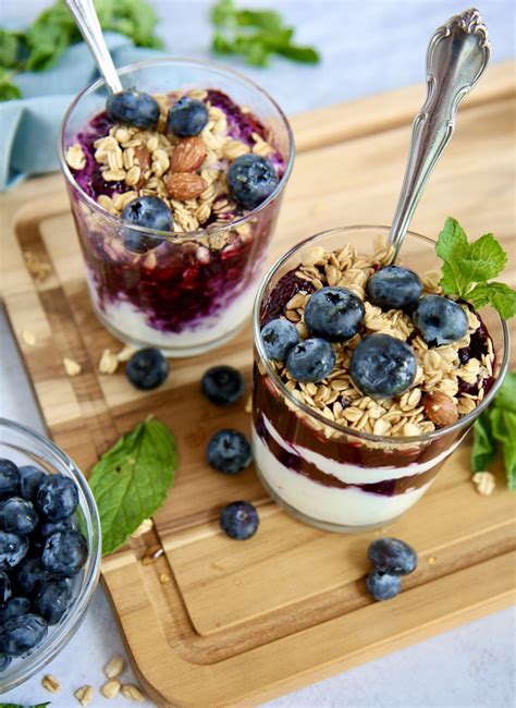 Dairy Plants Superfood Power Couple Featuring Blueberry Compote