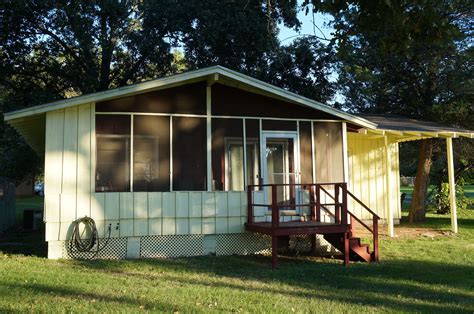 Lake Livingston Great Weekend Get-A-Way! Water view home in Indian
