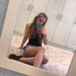 Clothing Selfie Leg Thigh Mirror Porn Pic