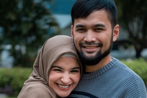 Wah epic banget ya kalo bisa jadi langganannya para presiden. Terkenal Adem Ayem, Kini Shireen Sungkar Tetiba Bongkar Lika-liku Rumah Tangganya Bersama Teuku ...