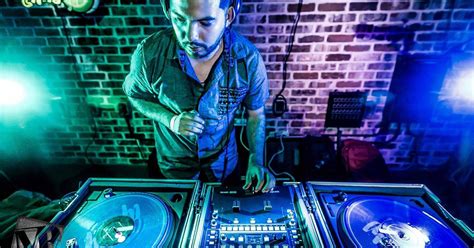 Houston S Dj Playboy Delivers Open Format Mix For The Djcity Podcast