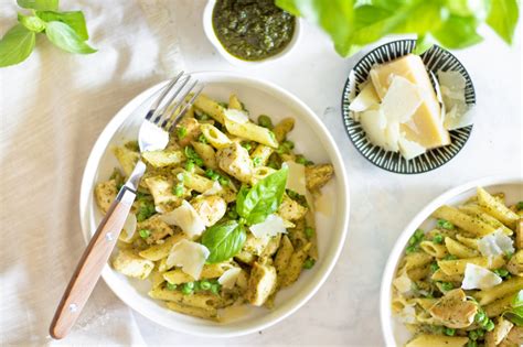 Penne met Kip en Pesto Roomsaus recept