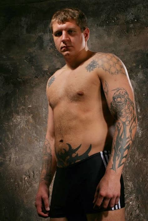 Russia gangland tattoos they are the fading symbols of a life dedicated to bloodshed, violence and the unspoken moral code of russia's criminal underworld. Sanções contra a Rússia lançam o terror entre a Mafia ...